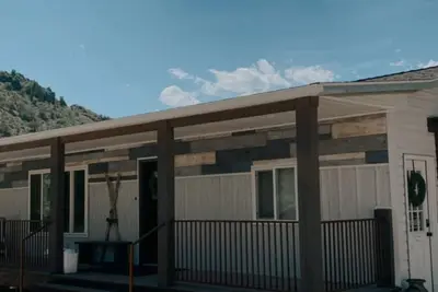 Image de Lava Campground Vacation Rental
