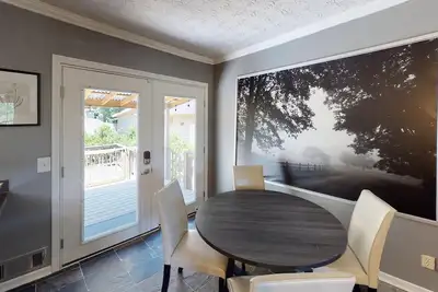 Image de Relax & Enjoy | Hot Tub, Porch Swing, Pet-Friendly