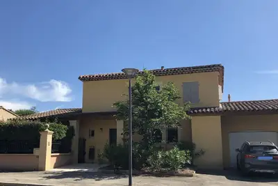 Image de Maison au coeur de Puyricard, quartier résidentiel