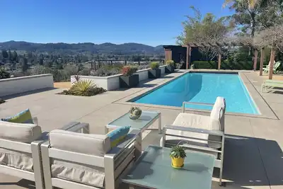 Image de Modern Villa just minutes from Healdsburg Plaza
