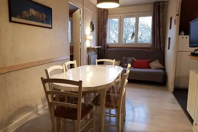 Image de Nouveauté en plein coeur du Village Trois pièces