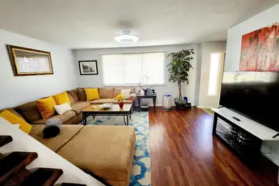 Image de Près du coeur de la vieille ville de Scottsdale - 3 Chambres, 2. 5 salles de bains appartement