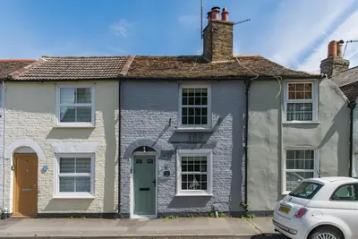 Image de Cosy and quirky seaside cottage in the heart of Deal's conservation area
