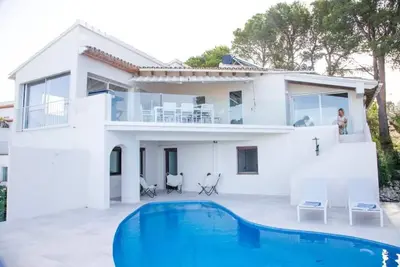 Image de Villa with panoramic sea view in Moraira <br>