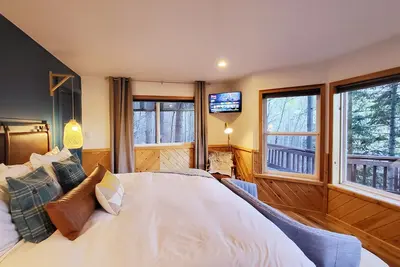 Image de Lakeview Cottage under the Canopy