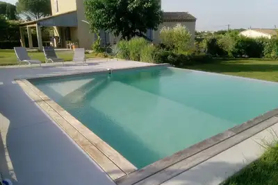 Image de Maison provençale avec belle piscine et beau jardin, proche de l'Ardèche!