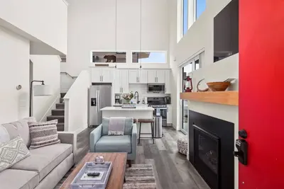 Image de The Bison at the Quarry