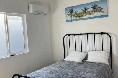 Image de Outstanding New 1 Bedroom, 1 Bathroom
