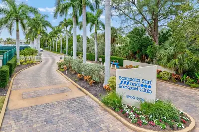 Image de Siesta Key: Beachfront 2br/2ba Condo, Pools, Private Beach, Tennis, Family Time!