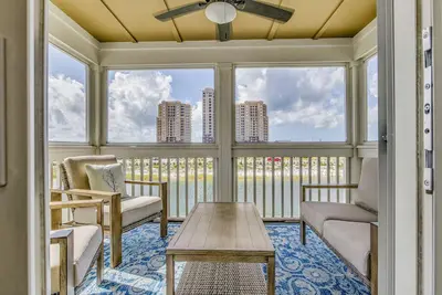 Image de New! Family Friendly 3Br w/Gulf Views / Beach 5min walk / Golf / Pool