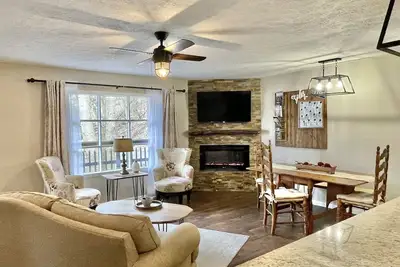 Image de North Johnson City Duplex~ Sweet Seclusion~ In The Heart Of The Tri-Cities