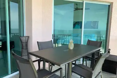 Image de Luxury Beach Vacation on #1 beach in Florida Barefoot Beach