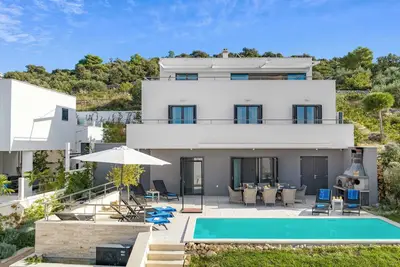 Image de Relaxing Villa Tyra with pool and sauna at the sea
