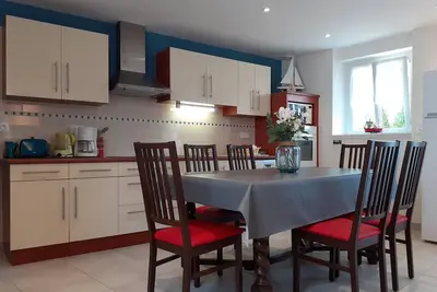 Plouhinec: appartement dans longère