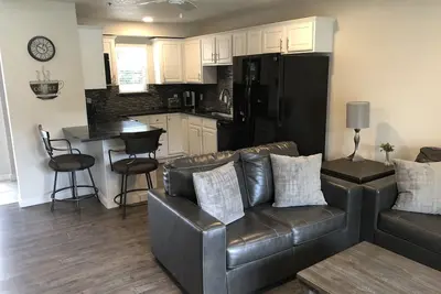 Image de Lakefront Condo on Flathead Lake
