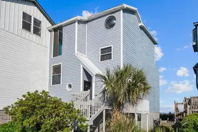 Image de 4br House in North Topsail Beach with Ocean & Sound Views