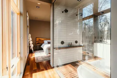 Image de Idyll Reserve 2 | The Main House - hot tub, fireplace, huge covered porch, sleeps 8