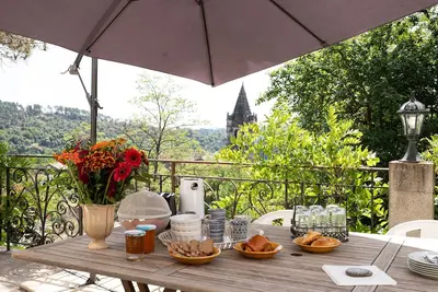 Image de Villa Clémentine - Charmante maison proche rivière