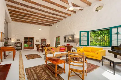 Image de Villa Tambuuco-Classic 6br- Pool, Rooftop & Bicycles