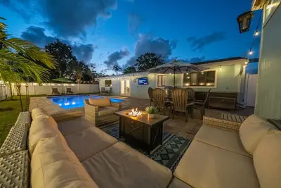 Image de Dip n' Sip Oasis: Heated pool, close to the beach & Atlantic ave!