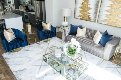 Image de Elegant Lux Townhome. 3bd, 3. 5bth. Downtown Htx