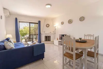 Image de Tropicana Townhouse, 2 bedroom next to the pool