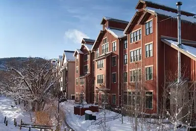 Image de Marriott's Summit Watch on Main Street in Park City, Ut