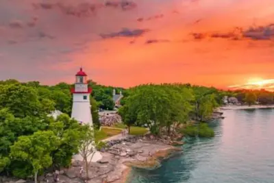 Image de Relax on beautiful Catabwa, Lake Erie in West Harbor
