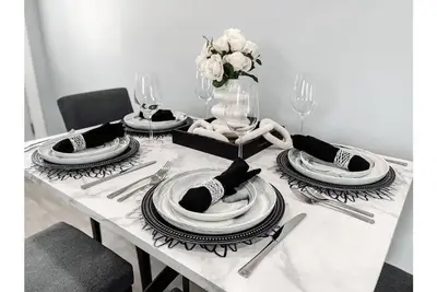 Image de Enjoy Sunsets at Luxury Modern 2br near Beach