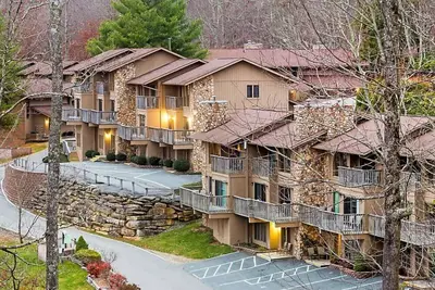 Image de Take in Natures Beauty with lots of resort outdoor activities in 1bd condo