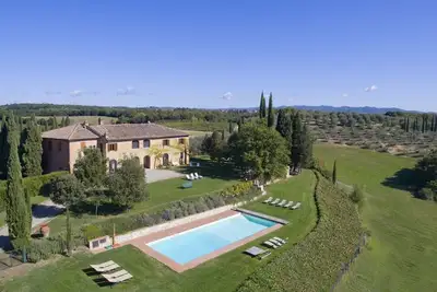 Magnifique villa, piscine privée, à 5 km de Sienne