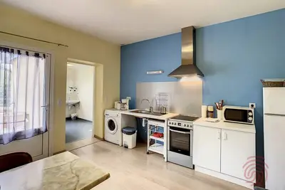 Image de Appartement F2 climatisé avec terrasse et parking, proche des Thermes et du centre - Lamalou les Bains