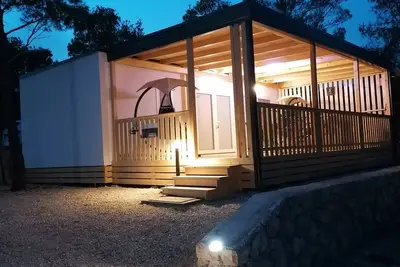 Image de Newly built mobile home by the sea with large terrace