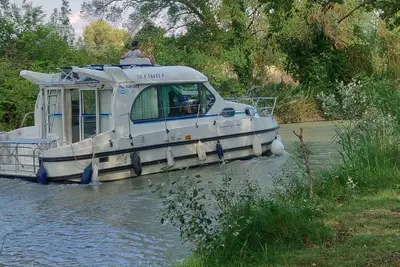 Image de Habitable boat with terrace with panoramic view of the Canal du Midi