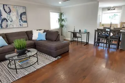 Image de The Magnolia House in Simi Valley
