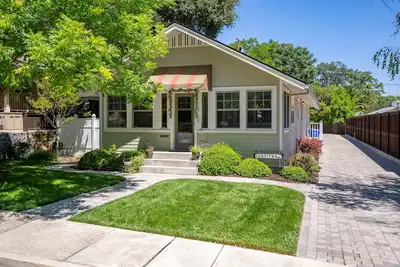 Image de 13th Street Retreat - A few blocks to downtown Paso!