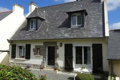 Image de Maison à Guerlesquin près du lac