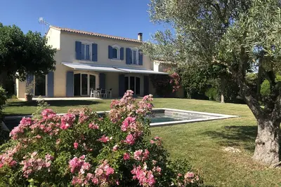 Image de Villa avec piscine à 2 pas du mont Ventoux