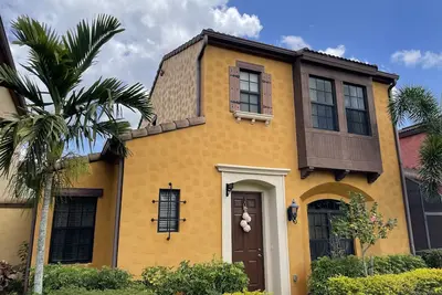 Image de Resort Living at its Finest in Fort Myers!