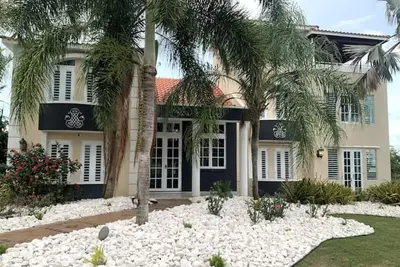 Image de Family friendly 3500ft² villa w\/Private Pool, Bbq, 100mbp, near Boqueron & Buye