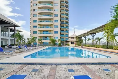 Image de Centrally located apartment in front of the sea