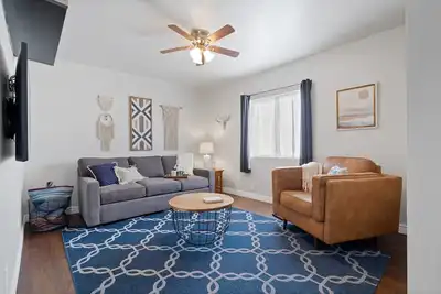 Image de 2b\/1b:Casita B-downtown-UofA-Restaurants-Cafes-Bars-Museums-Washer\/Dryer-Parking
