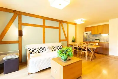 Image de Appartement centre-ville avec piscine et sauna