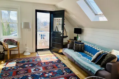 Image de New 3 bed condo a block from the beach w/ parking