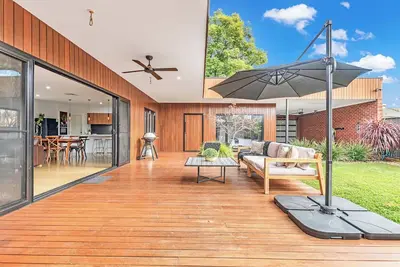 Tranquil Garden Oasis | Central Echuca