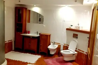 Image de Beautiful and quiet apartment near mountains.