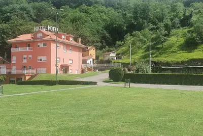 Image de Tourist Apartment 1, 10 minutes from Oviedo
