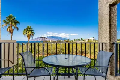 Image de Roomy 2-Story w/Updated Kitchen–Kamaole Sands 4403