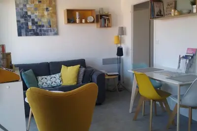 Image de appartement t2, Ă 50m de la mer