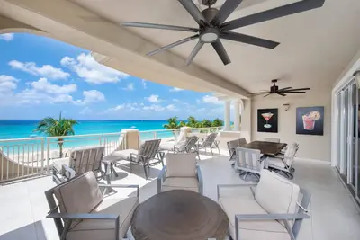 Image de Beachcomber 12 by Grand Cayman Villas